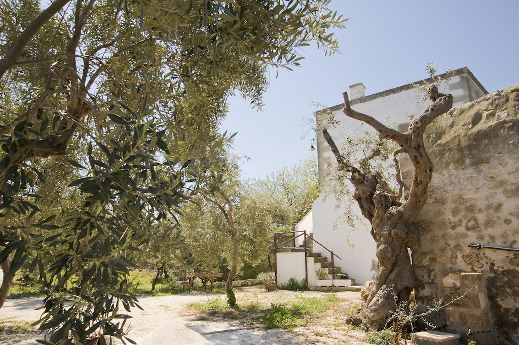 Masseria Spina Resort Монополі Номер фото