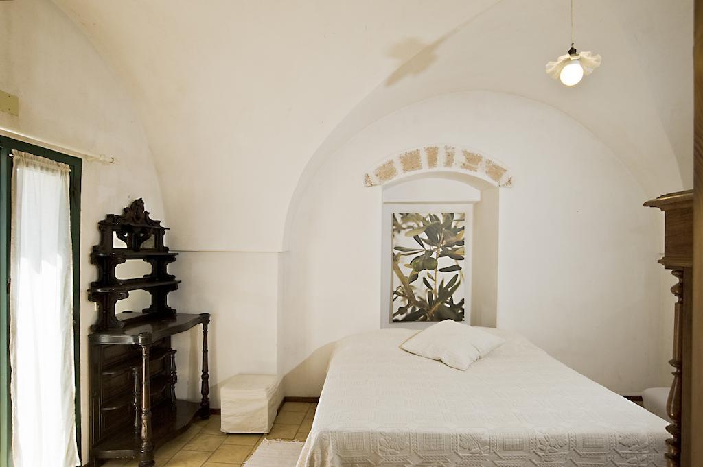 Masseria Spina Resort Монополі Номер фото